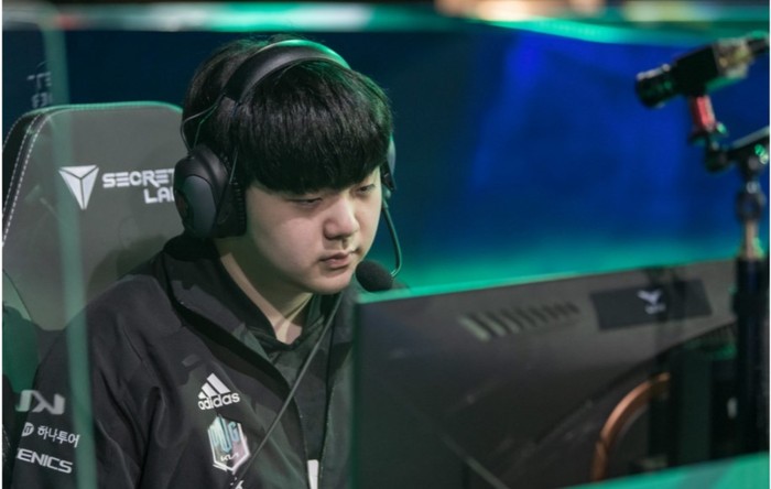 Trực tiếp playoffs LCK mùa Xuân 2022: DK hay BRO sẽ là đối thủ của T1? - Ảnh 1.