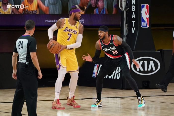 Carmelo Anthony từ chối giải nghệ vì đang thi đấu tốt hơn cả thời gian tại Blazers? - Ảnh 1.