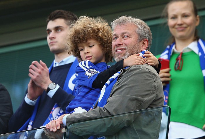 19 mùa giải của Chelsea dưới triều đại Roman Abramovich: Màn lột xác ngoạn mục nhờ đồng rúp Nga - Ảnh 12.