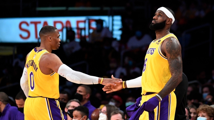 Nước đi nào cho Los Angeles Lakers nếu chia tay Russell Westbrook? - Ảnh 2.