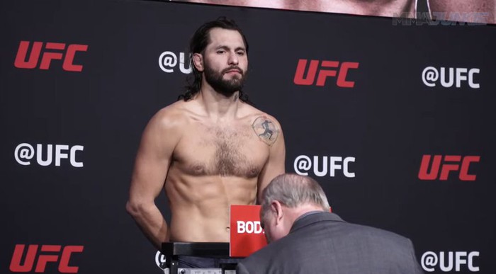 Covington và Masvidal vượt qua buổi cân trọng lượng, sẵn sàng cho trận đại chiến tại UFC 272 - Ảnh 3.