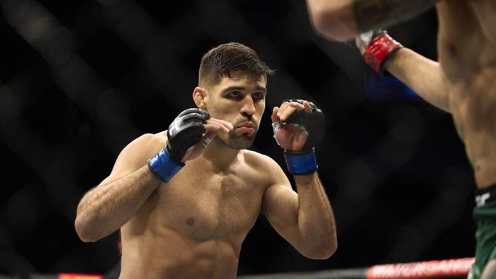 Sự cứng đầu tạo ra bước ngoặt trong sự nghiệp của ứng viên UFC Vicente Luque - Ảnh 2.