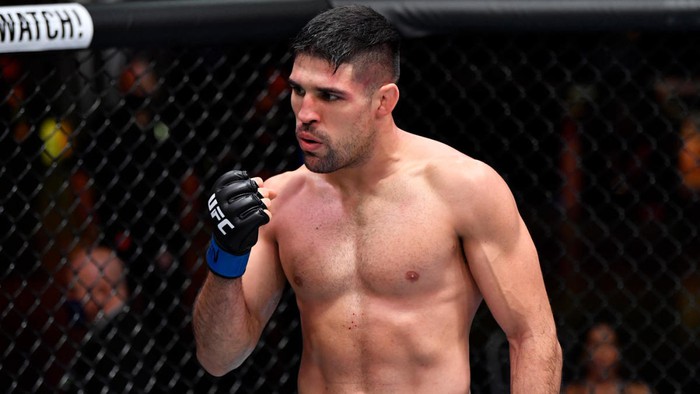 Sự cứng đầu tạo ra bước ngoặt trong sự nghiệp của ứng viên UFC Vicente Luque - Ảnh 1.