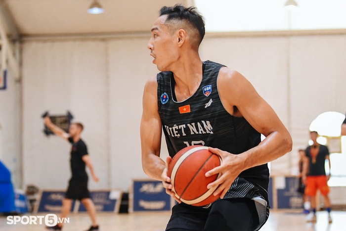 Lộ diện 12 cái tên góp mặt ở ABL Pre SEA Games Challenge 2022: HLV Kevin Yurkus thiếu vắng 1 quân bài quan trọng - Ảnh 5.