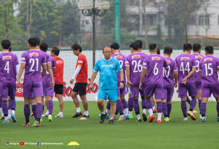 Thủ môn U23 Việt Nam &quot;méo mặt&quot; với bài tập chuẩn bị cho SEA Games 31 - Ảnh 11.