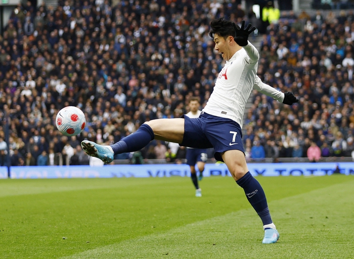 Tottenham trở lại top 4 sau thắng lợi tưng bừng 4-1 trước Newcastle  - Ảnh 2.