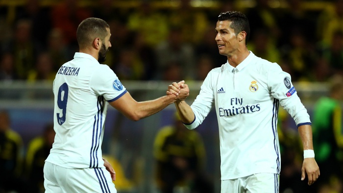 Rio Ferdinand: "Benzema đã thoát khỏi cái bóng của Ronaldo" - Ảnh 1.