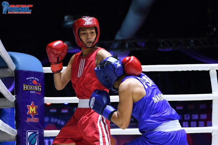 Võ Thị Kim Ánh xuất sắc đánh bại võ sĩ hạng 2 thế giới, giành HCV cho boxing Việt Nam - Ảnh 1.