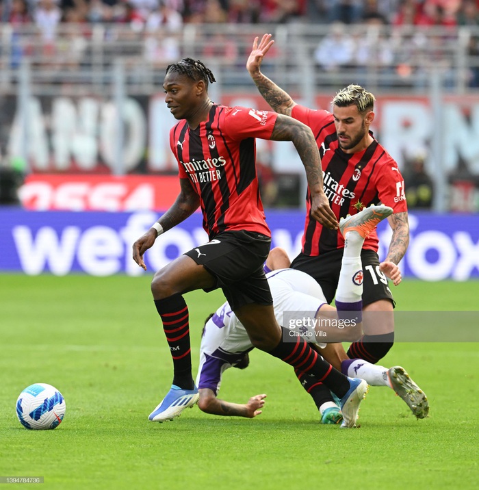 Rafael Leao toả sáng giúp AC Milan dẫn đầu trong cuộc đua tới Scudetto - Ảnh 3.