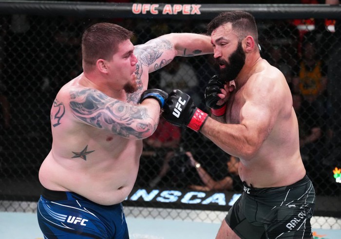 Trực tiếp UFC: Rob Font vs Marlon Vera - Ảnh 2.
