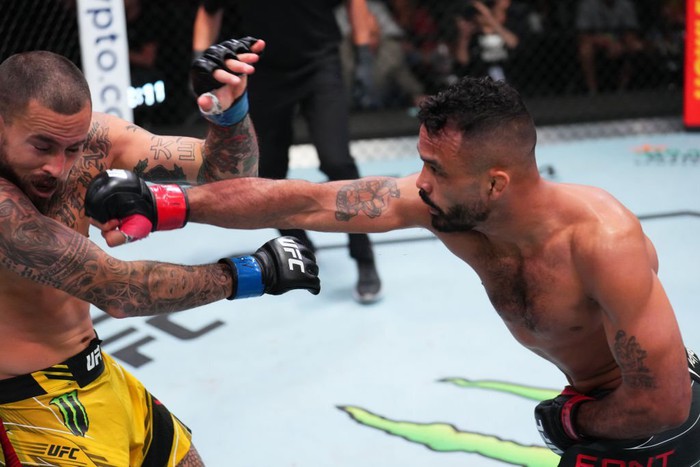 Trực tiếp UFC: Rob Font vs Marlon Vera - Ảnh 2.