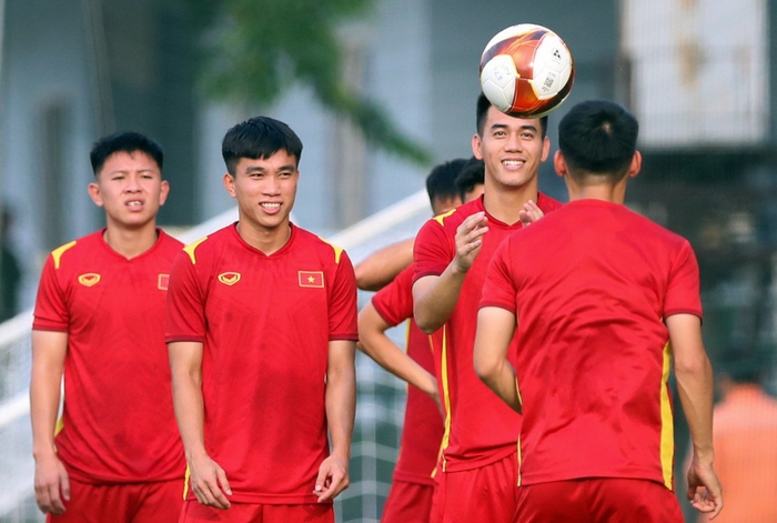 Hoàng Đức báo tin vui cho U23 Việt Nam sau khi phải tập riêng - Ảnh 1.