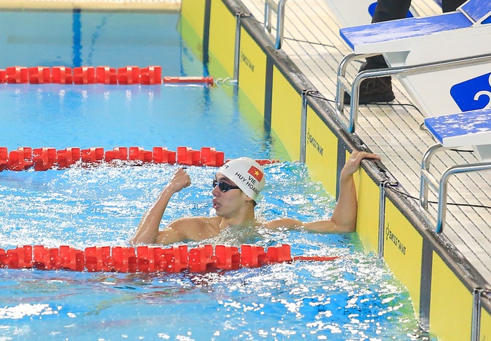 Đội bơi Việt Nam vượt qua Singapore, phá kỷ lục SEA Games 31 - Ảnh 4.