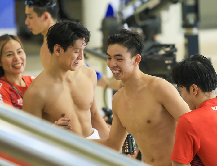 Đội bơi Việt Nam vượt qua Singapore, phá kỷ lục SEA Games 31 - Ảnh 7.
