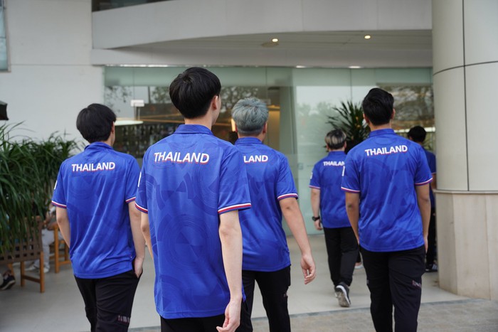 Lai Bâng cùng đồng đội giao lưu với ĐTQG Liên Quân Mobile Thái Lan trước ngày thi đấu SEA Games  - Ảnh 6.