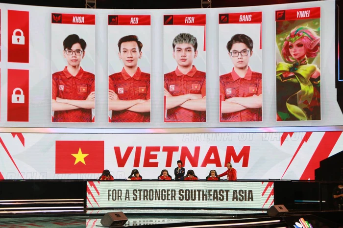 Cựu vương thế giới đến cổ vũ ĐT Liên Quân Việt Nam vô địch SEA Games 31 - Ảnh 2.