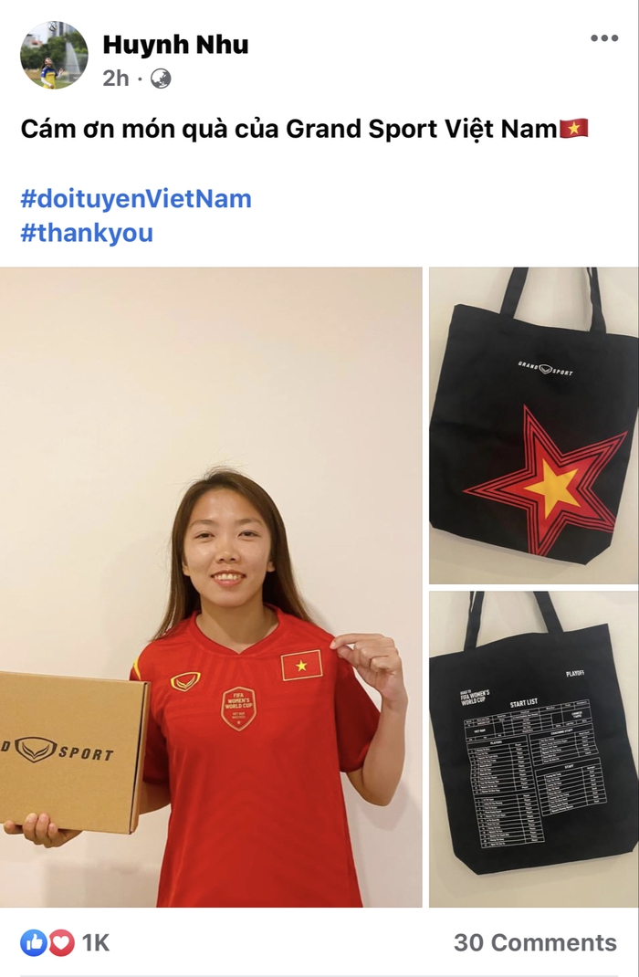 Huynh Như và đồng đội bất ngờ nhận món quà ý nghĩa hướng đến SEA Games 31 - Ảnh 1.