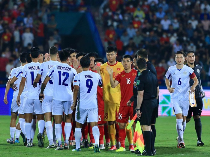 Trực tiếp U23 Việt Nam vs U23 Philippines (HT): Văn Đô sút phạt sạt cột - Ảnh 11.