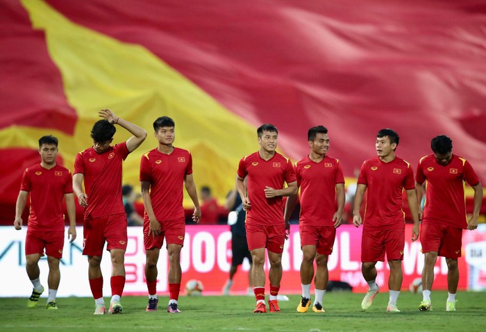 Trực tiếp U23 Việt Nam vs U23 Philippines (HT): Văn Đô sút phạt sạt cột - Ảnh 14.