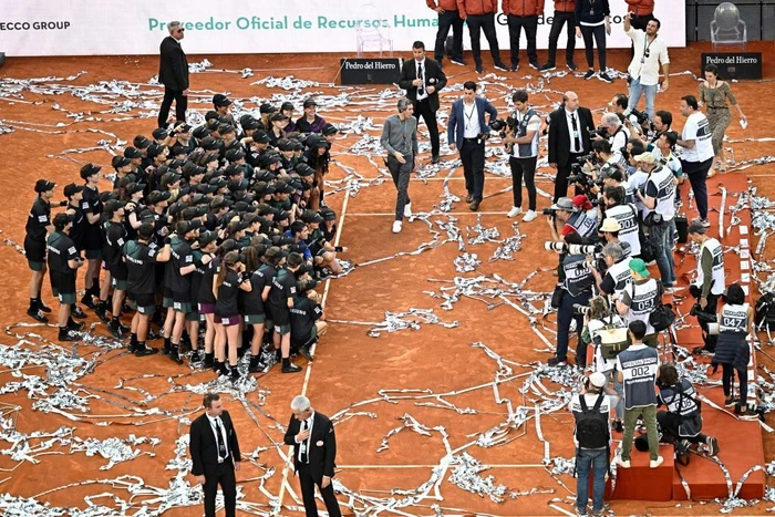 Sau khi loại cả Nadal lẫn Djokovic, siêu sao tuổi teen hạ nốt ứng viên vô địch để đăng quang Madrid Masters - Ảnh 10.