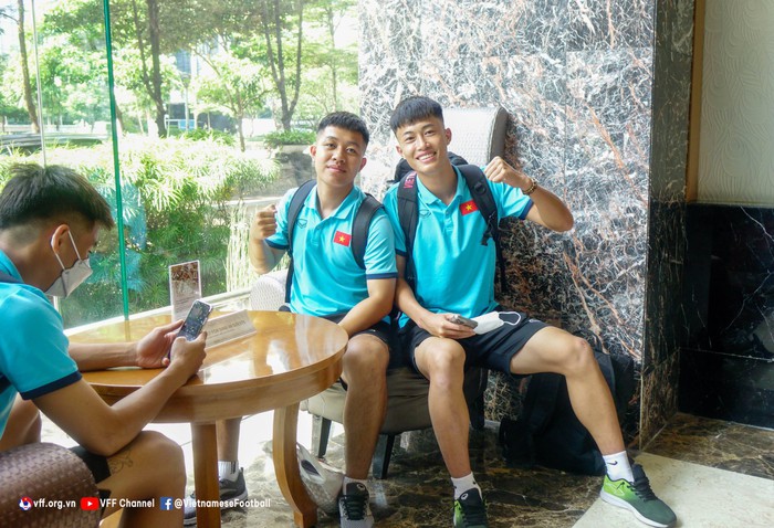 U19 Việt Nam có mặt tại địa điểm thi đấu U19 Đông Nam Á 2022 sau 19 tiếng di chuyển  - Ảnh 5.