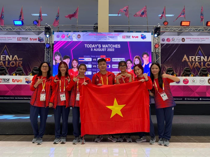 Đội tuyển sinh viên Nữ Việt Nam xuất sắc giành HCV Liên Quân Mobile tại Đại hội Thể thao Sinh viên Đông Nam Á - Ảnh 11.