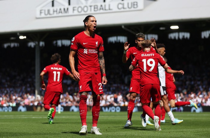 Bất ngờ lớn ngày khai màn Ngoại hạng Anh: Liverpool chật vật giật 1 điểm từ tân binh - Ảnh 7.
